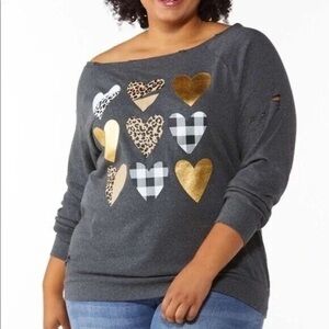 ❄️ Cato | Plus Size Distressed Printed Heart Sweatshirt Various Sizes Available.